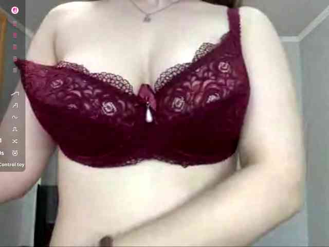 CherriNavarette Live Webcam on BongaCams