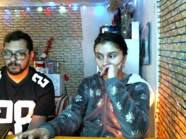 couplereal – webcam model profile photo