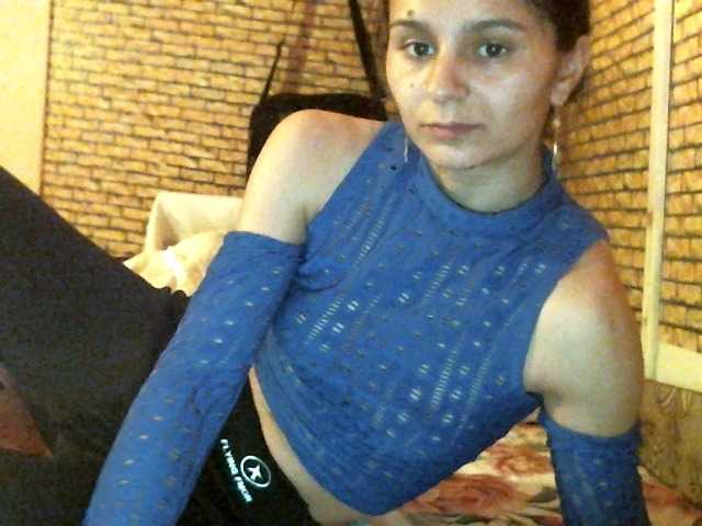 couplereal live room