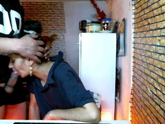 couplereal Live Webcam on BongaCams