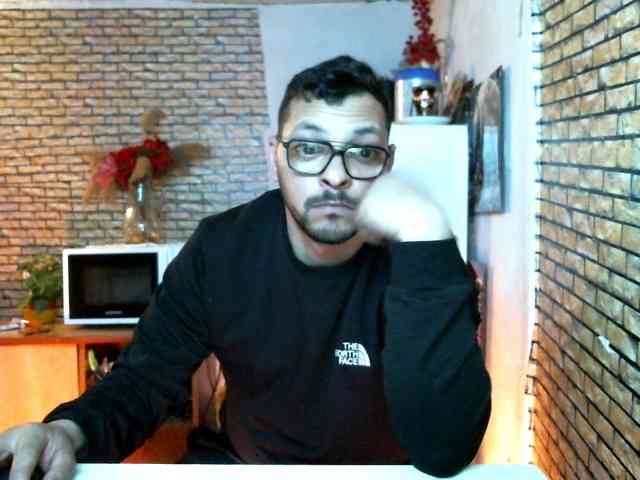 couplereal couplereal