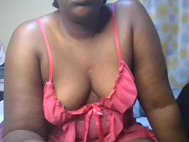 Spicyboobs100's BongaCams show and profile