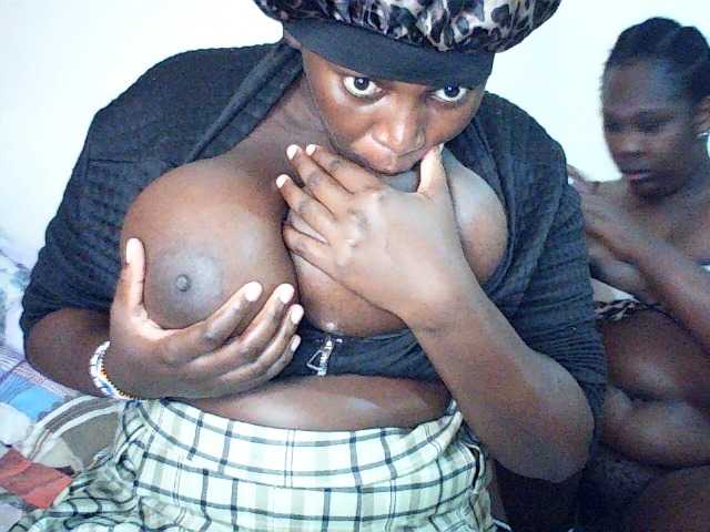 Spicyboobs100's BongaCams show and profile