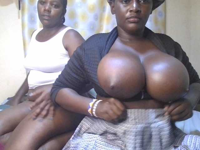 Spicyboobs100's BongaCams show and profile