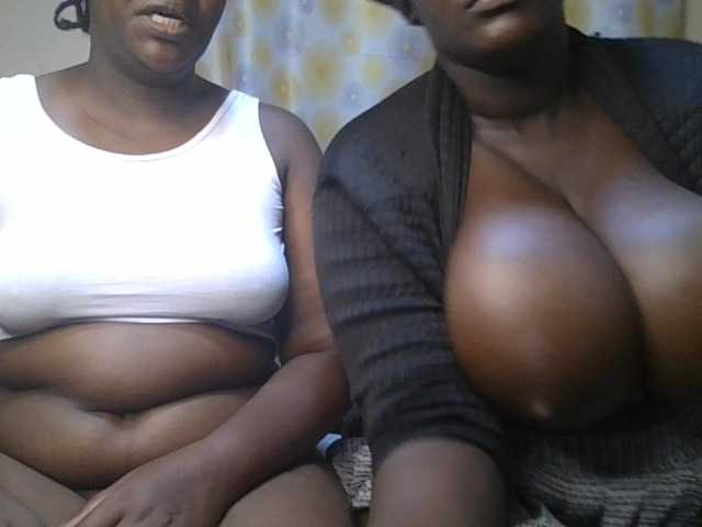 Spicyboobs100 – webcam model profile photo