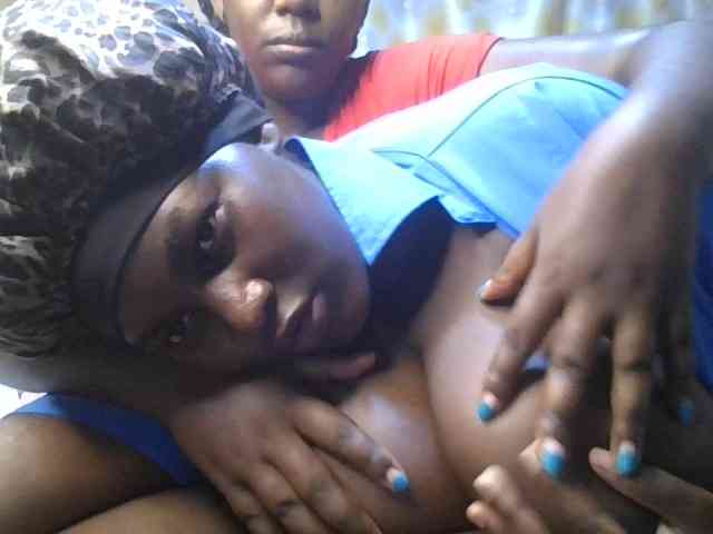 Spicyboobs100 webcam