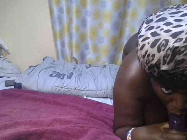 Spicyboobs100 webcam