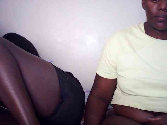 Spicyboobs100 webcam