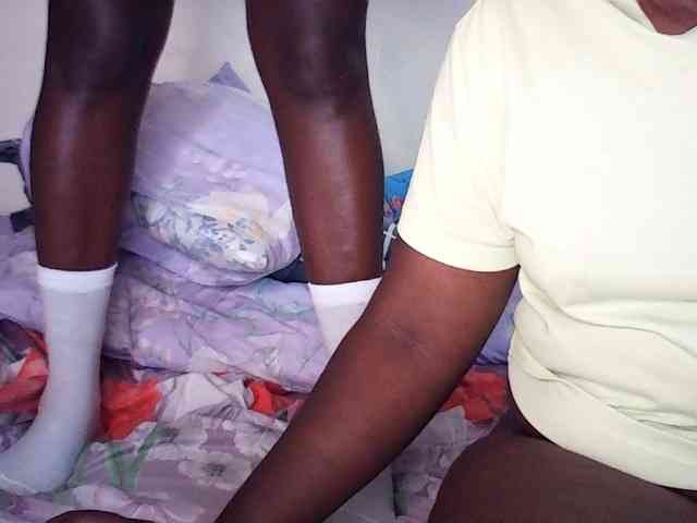 Spicyboobs100 webcam