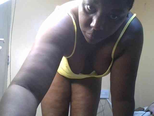 Spicyboobs100 webcam