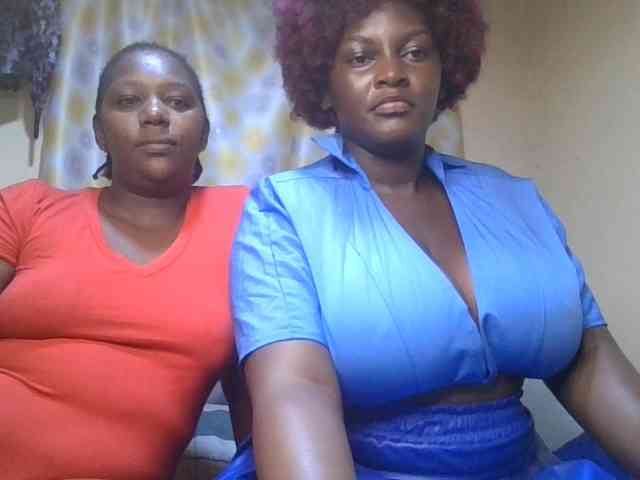 Spicyboobs100 webcam