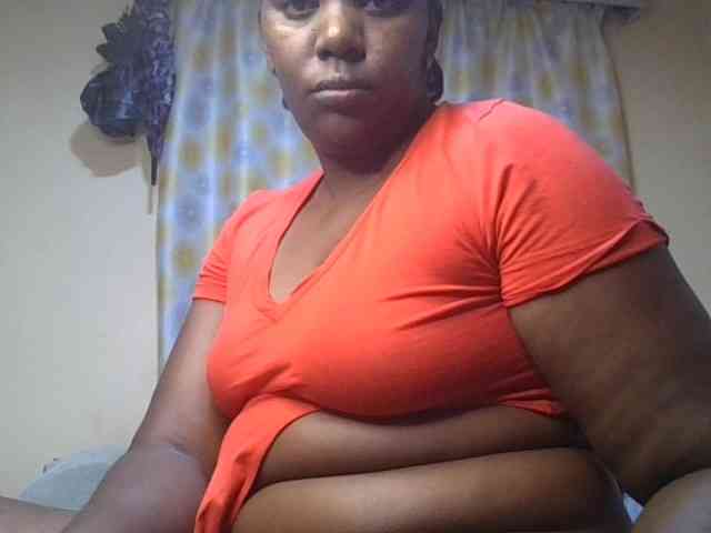 Spicyboobs100 webcam