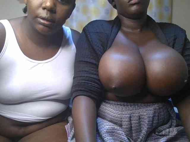 Spicyboobs100 webcam