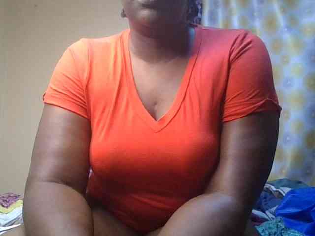 Spicyboobs100 webcam