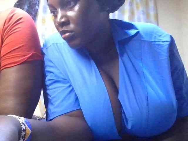 Spicyboobs100 webcam