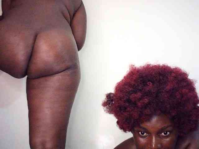 Spicyboobs100 webcam