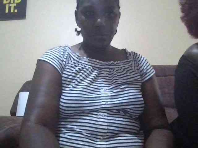 Spicyboobs100 webcam