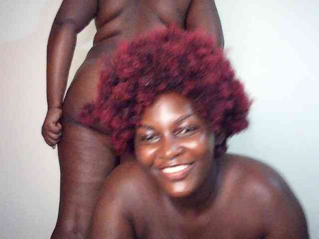 Spicyboobs100 webcam