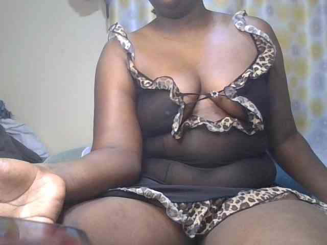 Spicyboobs100 webcam