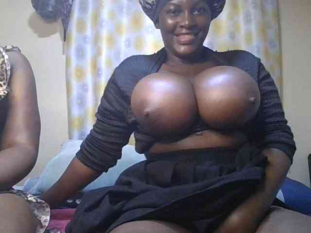 Spicyboobs100 webcam