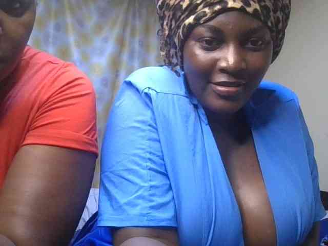 Spicyboobs100 webcam