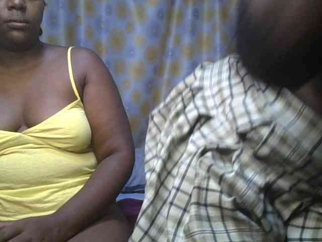 Spicyboobs100 webcam