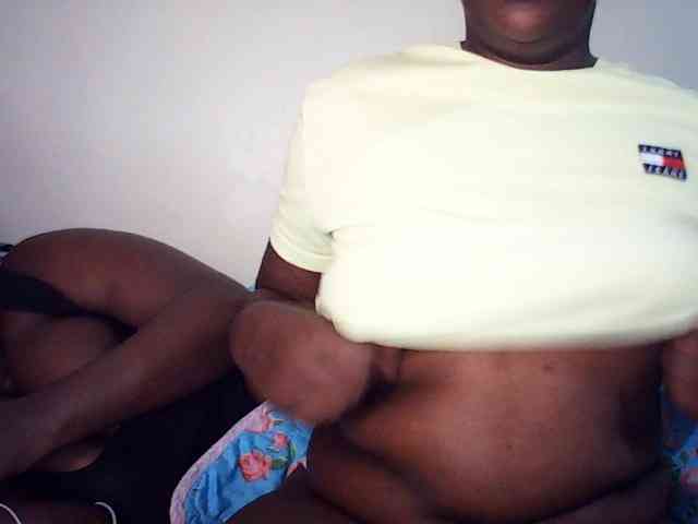 Spicyboobs100 webcam