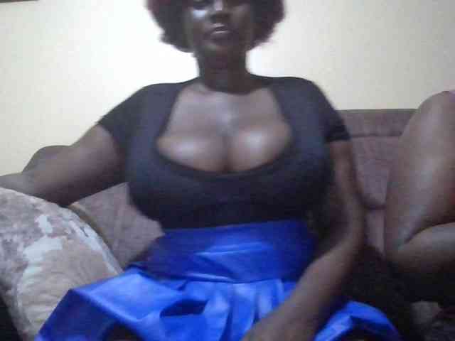 Spicyboobs100 webcam