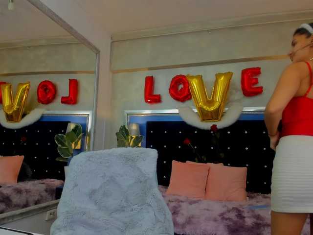 YasmineDelight live room