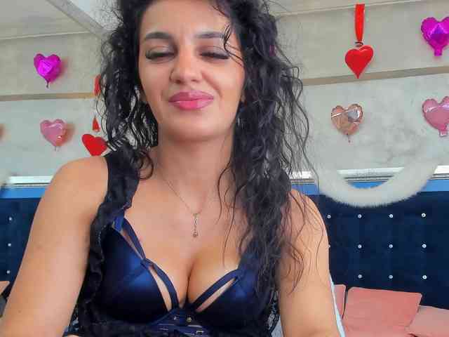 YasmineDelight webcam