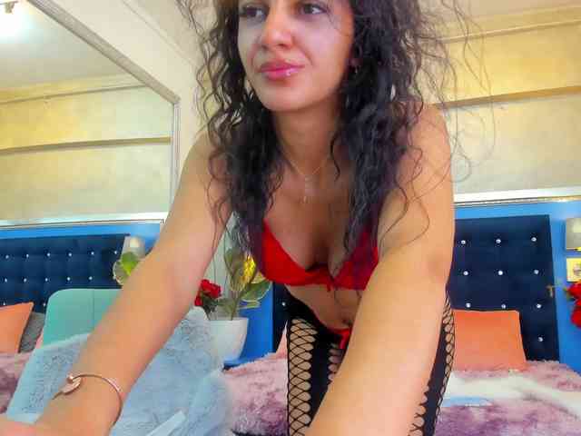 YasmineDelight webcam