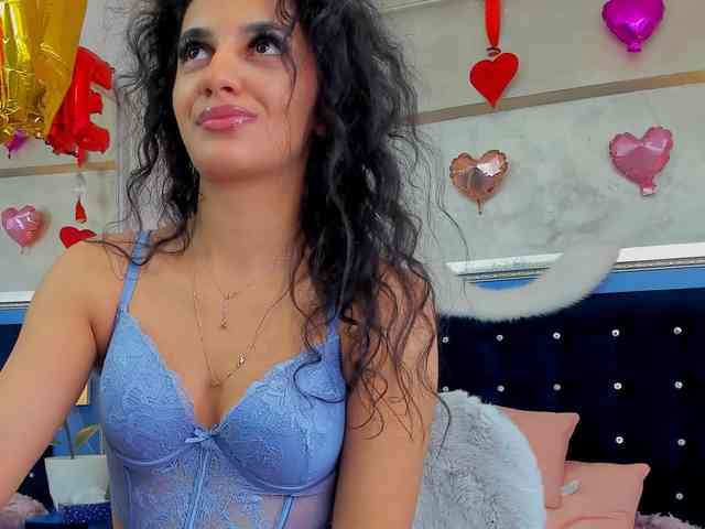 YasmineDelight Live Webcam on BongaCams