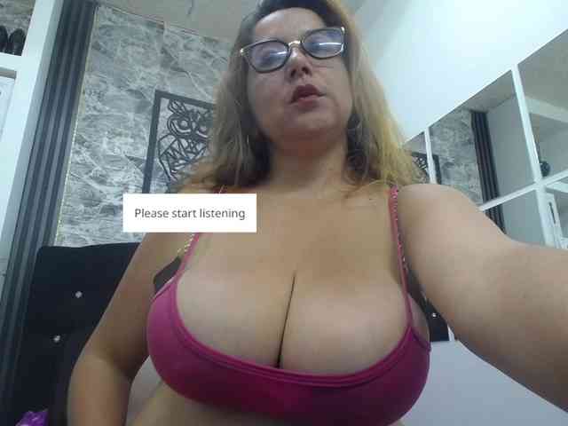 big-tits-horny webcam