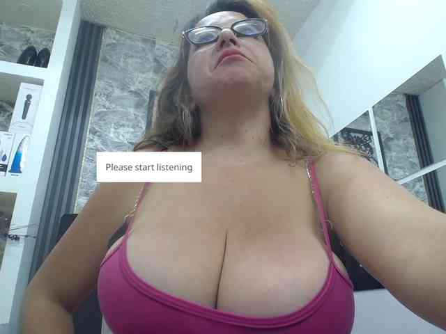 big-tits-horny webcam
