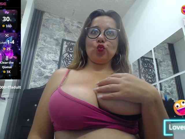 big-tits-horny webcam