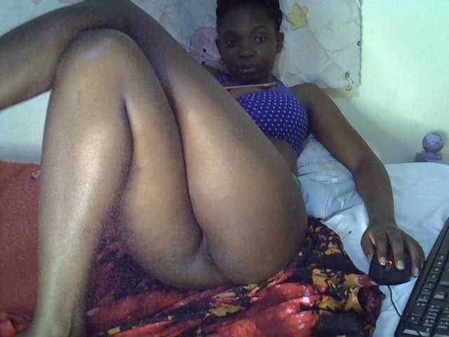 Sexxyglow — Heyy welcome to my room. pretty face, cute big boobs jiggly ass at your service. Allow me help you jer*****i know thats what you are craving right now. come tell me how you want it  i give it to you