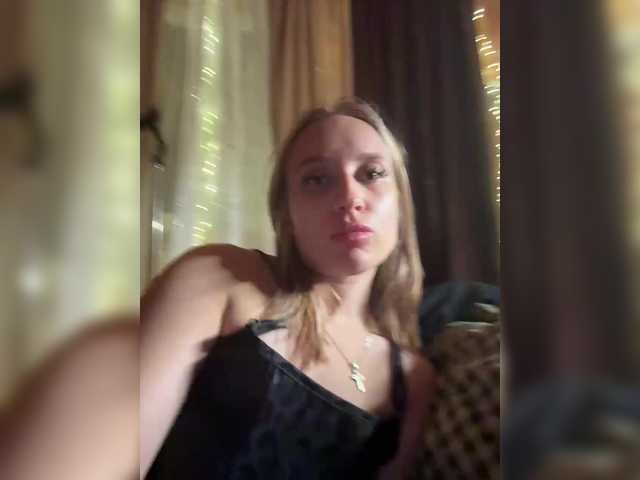 StarisLi streaming now