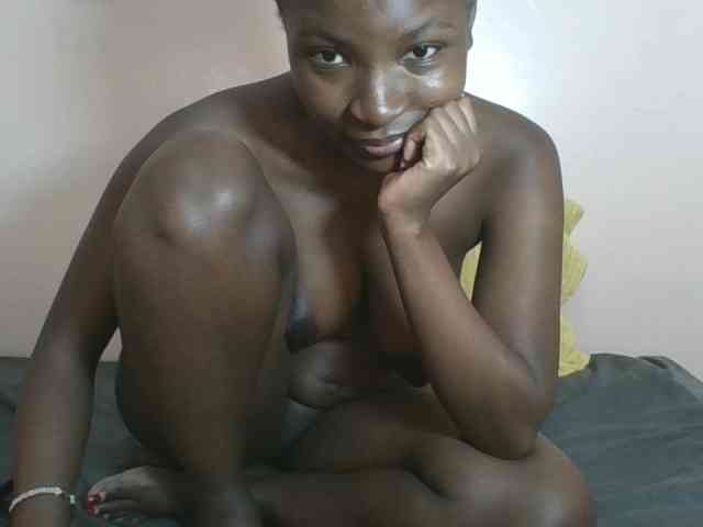 Eveeve Live Webcam on BongaCams