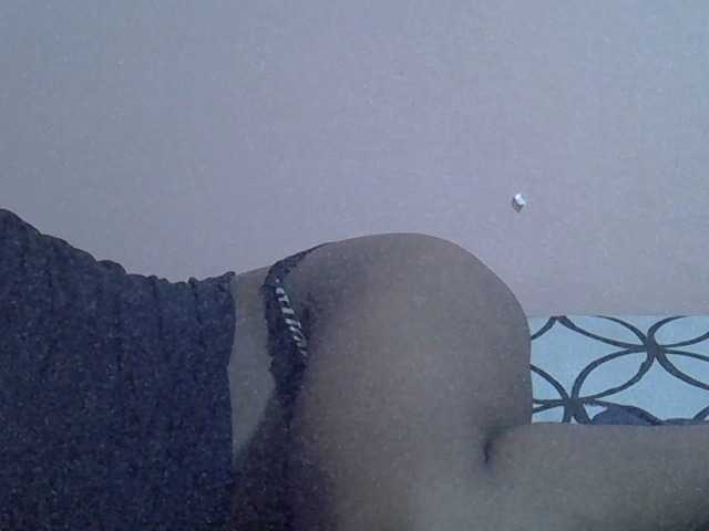 Ebonyprincess14 streaming on Webcambliss