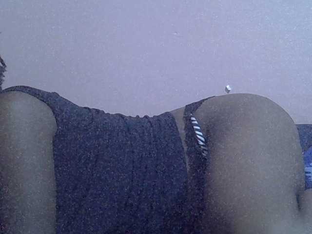 Ebonyprincess14 streaming on Webcambliss