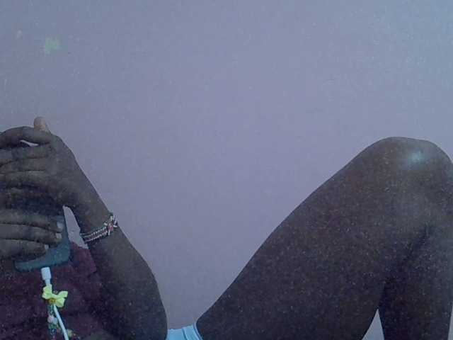 Ebonyprincess14 streaming now