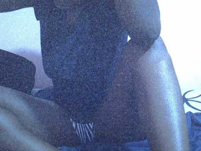 Ebonyprincess14 streaming now