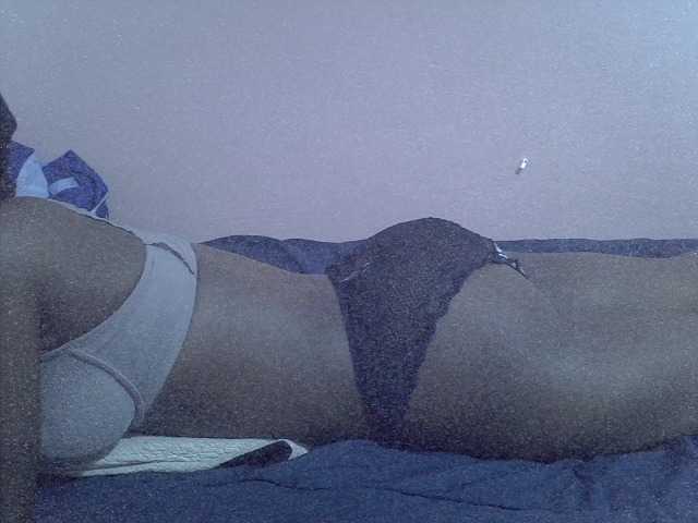 Ebonyprincess14 streaming now