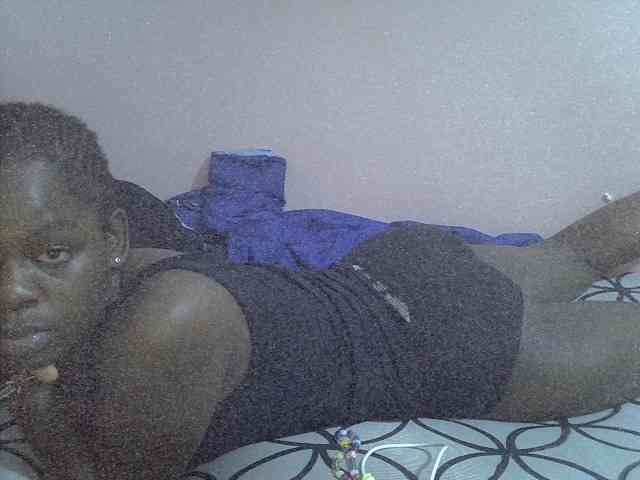 Ebonyprincess14 webcam