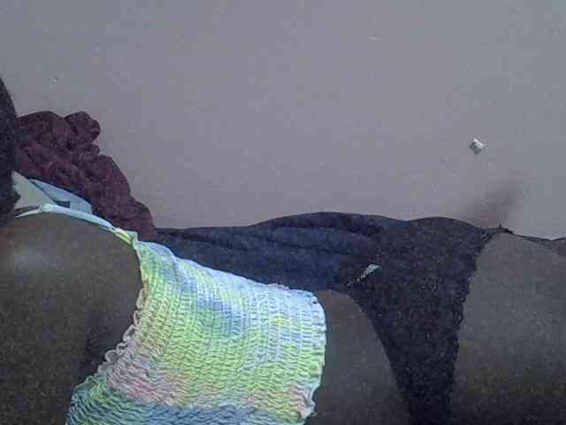 Ebonyprincess14 webcam