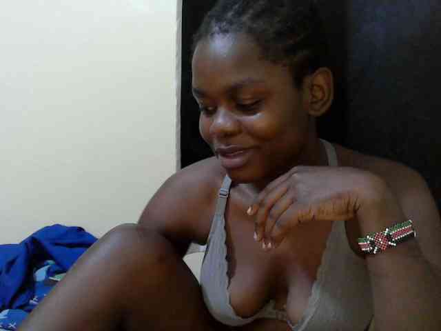 Ebonyprincess14 webcam