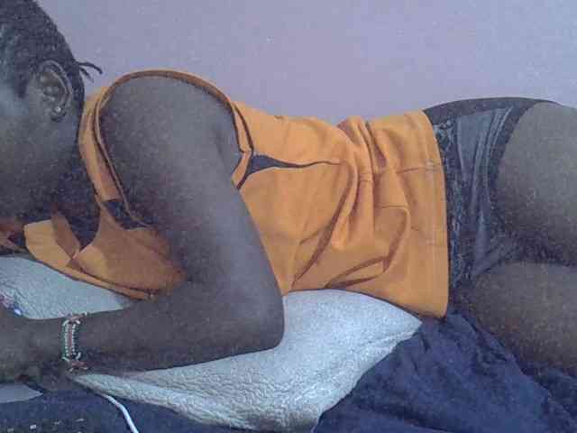 Ebonyprincess14 webcam