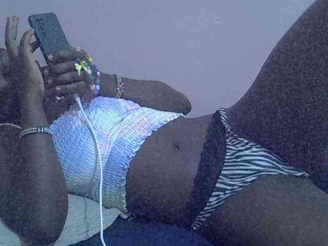 Ebonyprincess14 webcam