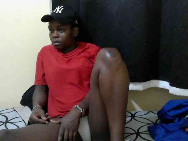 Ebonyprincess14 webcam