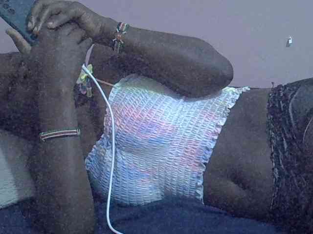 Ebonyprincess14 webcam